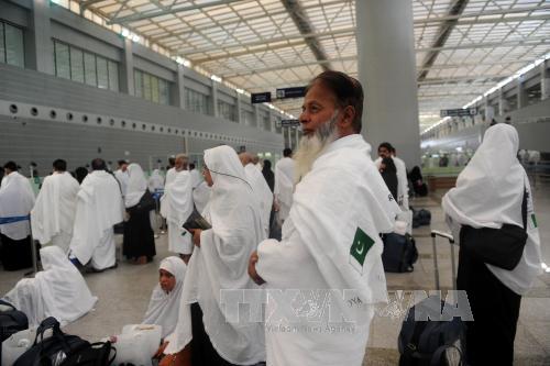 Saudi Arabia cấm 400.000 người hành hương bất hợp pháp vào thánh địa Mecca 